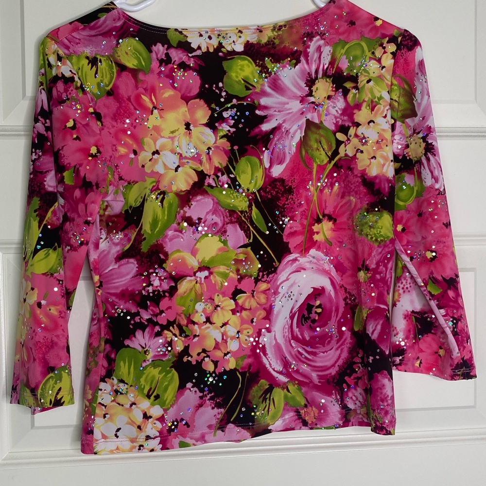 Y2k Pink Floral Shimmer Top - Picture 4 of 4